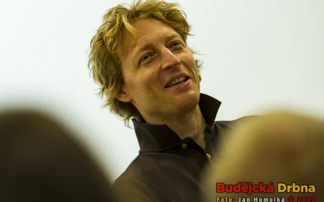 Karel Janeček diskutoval se studenty na VŠTE v Českých Budějovicích