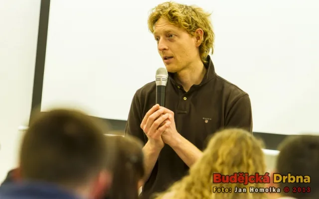 Karel Janeček diskutoval se studenty na VŠTE v Českých Budějovicích
