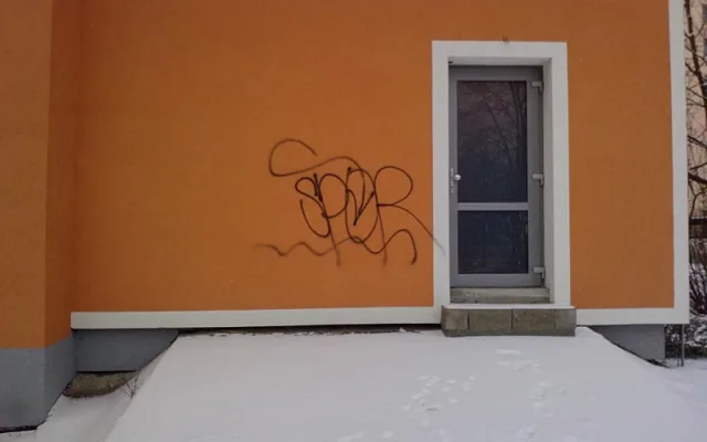Hřiště bez bot ve Lhenické ulici