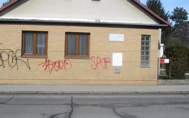 Ulice Jana Opletala