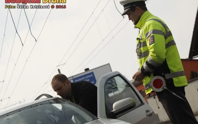 Policejní akce Řídím, piju nealko na Borku