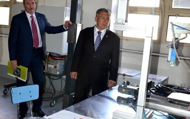 Minnichanov v Motoru Jikov