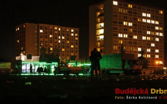 Light show v kampusu Jihočeské univerzity