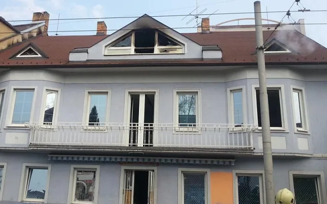 Požár bývalého kabaretu v Průmyslové ulici