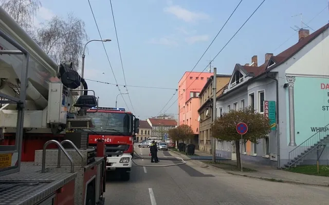Požár bývalého kabaretu v Průmyslové ulici