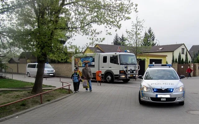 Roadshow České národní banky na budějcké Základní škole Oskara Nedbala