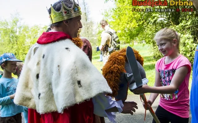 Do pohádky s králíky 2013