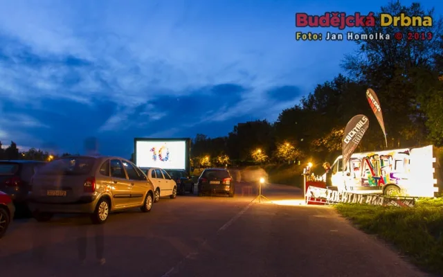Autokino při Budějovickém Majálesu 2013