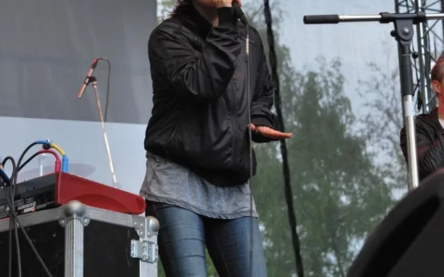 Lenka Dusilová zpívala písně z nového alba Baromantika