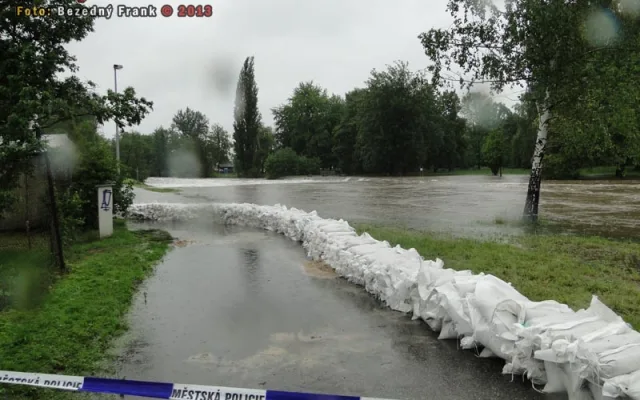 Protipovodňová hráz na Malém jezu v Budějcích