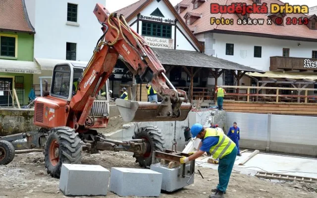 Rekonstrukce jezu Jelení lávka Český Krumlov - stavební práce finišují