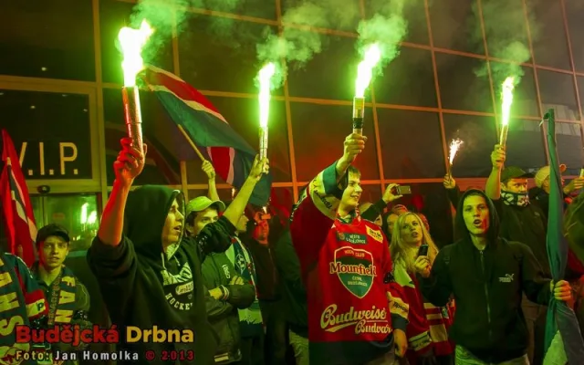 Pochod za záchranu budějovického hokeje