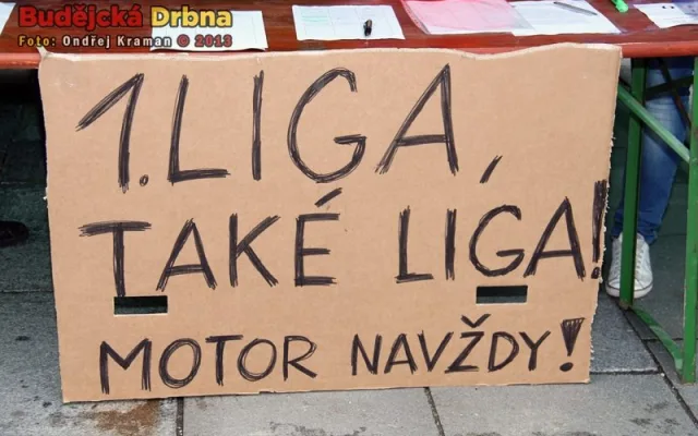 Fanoušci i hráči bojují za zachování hokeje v Budějcích