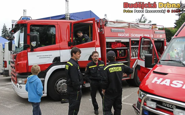 Ukázka hasičské technicky na budějcké náplavce