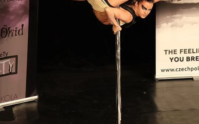 Lucie Šimková na mistrovství České republiky v Pole Dance 2013