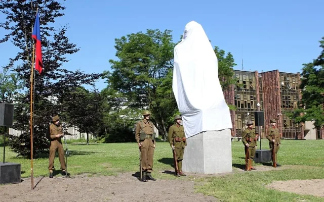 Odhalení Zborovského pomníku v Českých Budějovicích