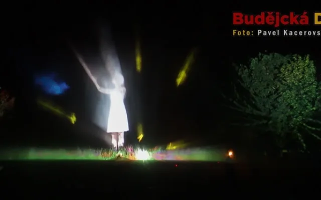 Audiovizuální show Živly