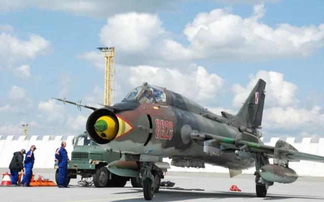 Nadzvukový bombardér Suchoj Su-22