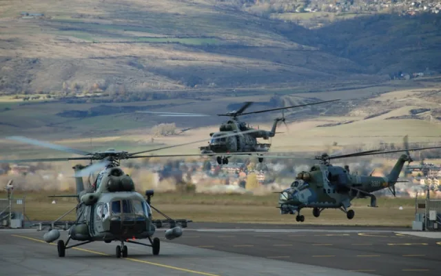 Vrtulníky Mi-17 a Mi-24