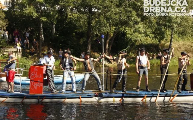 41. Plavba kuriózních plavidel 2013
