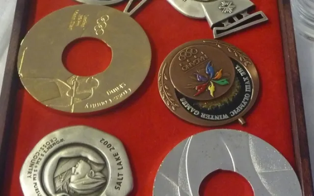 Sbírka olympijských medailí Kateřiny Neumannové