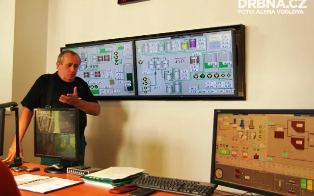 Zde se provádí demineralizování vody