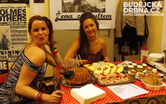 11. Retroparty 2013