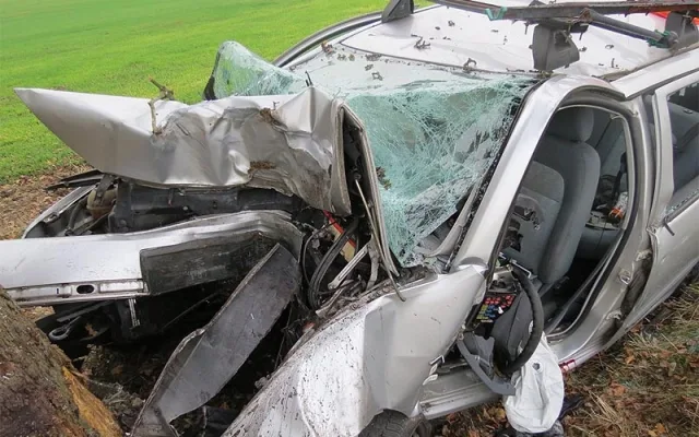 Škoda Fabia po tragickém nárazu