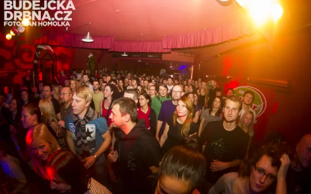 Vystoupení J.A.R v Café Klubu Slavie