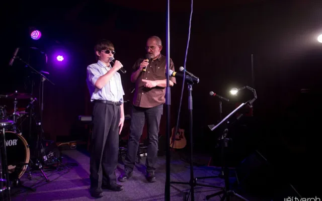 Koncert Zuzany Benešové a Lukáše Randáka pro Ranou péči