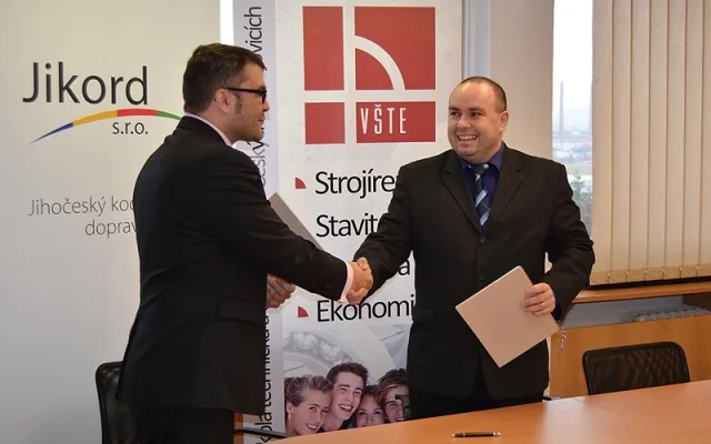 Podpis smlouvy o založení společného pracoviště VŠTE a JIKORDu