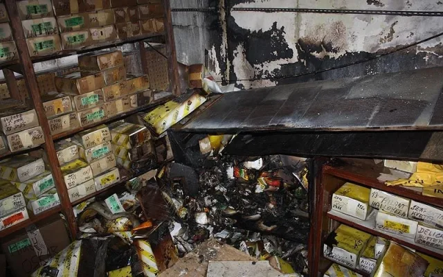 Požár kůlny u rodinného domu v Dobrovodské ulici