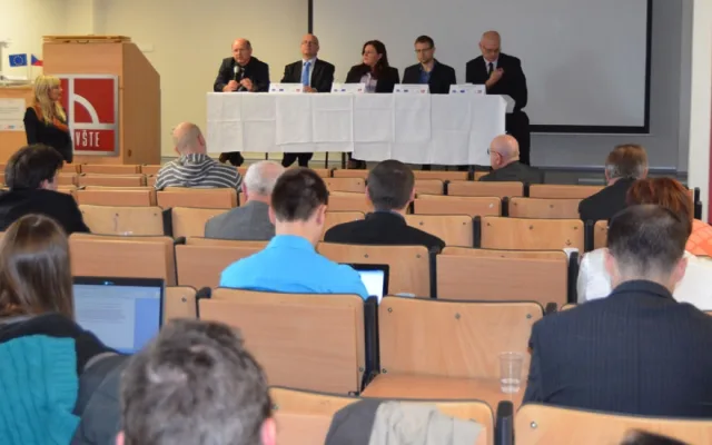 Odborná mezinárodní konference Inovace výstupů z učení bakalářských studijních programů na neuniverzitních vysokých školách