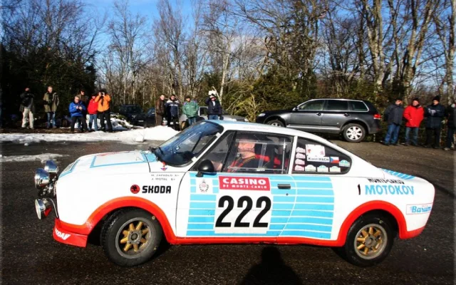 Rallye Monte-Carlo Historique 2014, St. Jean. Foto Luboš Šalát