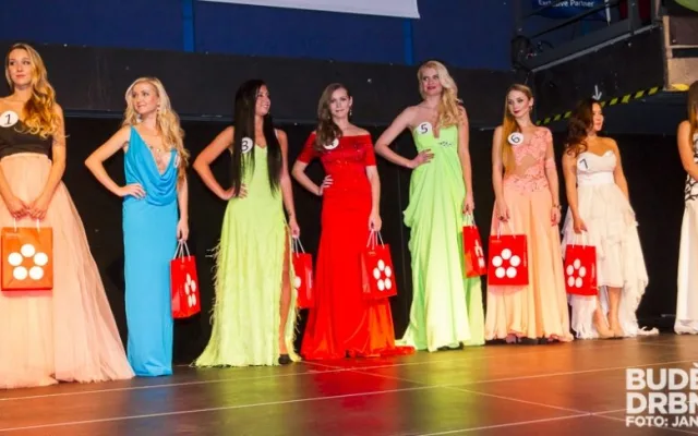 Slavnostní večer soutěže Miss Jihočeské univerzity