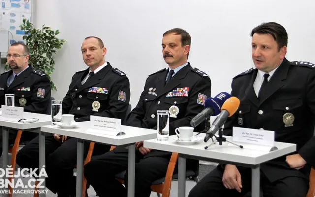 Zprava Tomáš Tuhý, Radomír Heřman, Miloš Trojánek a Jiří Matzner
