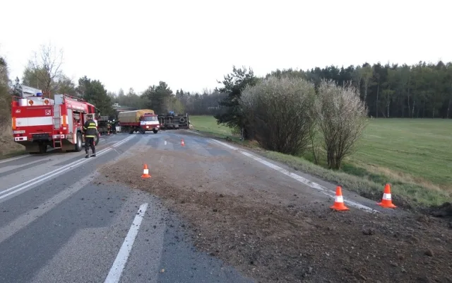 Havarovaný polský kamion u Kamenného Újezdu
