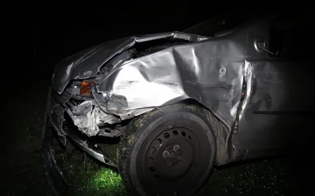 Fiat Punto opilého řidiče, který z místa nehody ujížděl