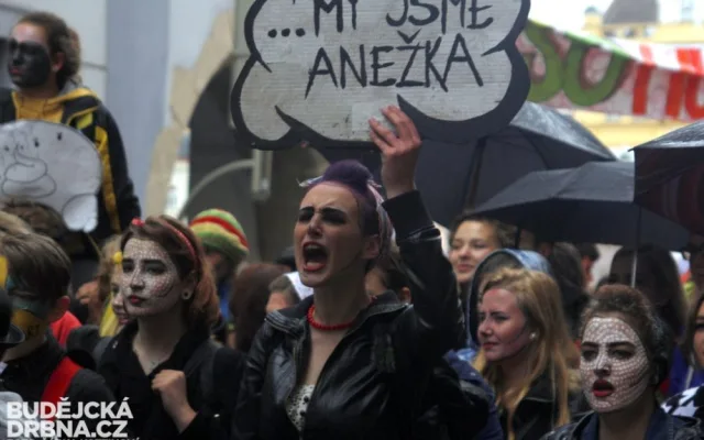 Majálesový průvod