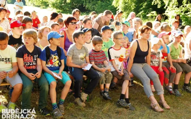 Hrálo se i divadlo