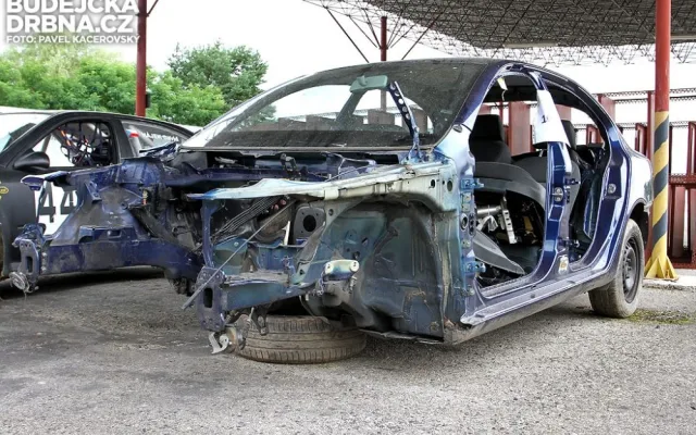 Škoda Octavia ještě před rozřezáním