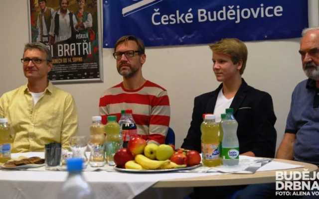 Novou pohádku uvedli Jan Svěrák, David Matásek, Zdeněk Piškula a Zdeněk Svěrák (zleva)