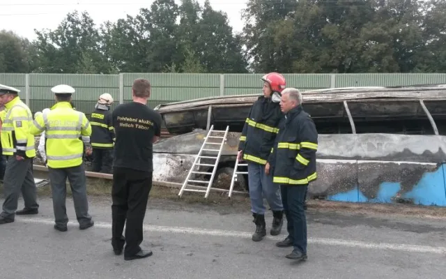 Nehoda linkového autobusu u Plané nad Lužnicí