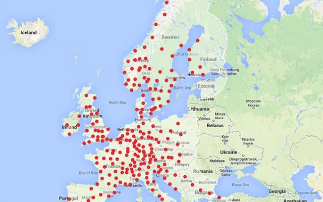 Předpokládaná síť Tesla Supercharger dobíjecích stanic v roce 2015