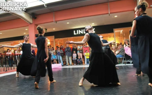 Ukázka choreografie Odd Couples
