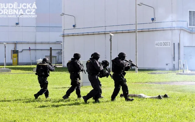 Speciální policejní jednotka v akci
