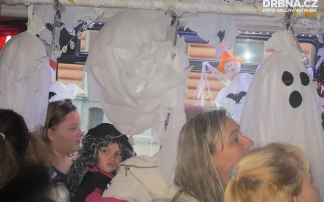 Halloweenský autobus