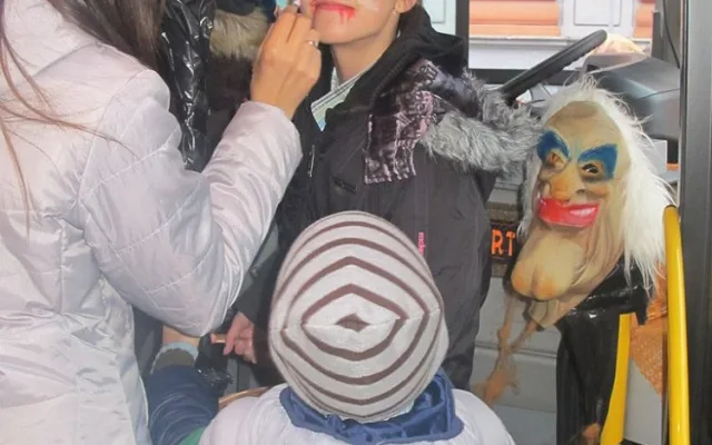 Halloweenský autobus