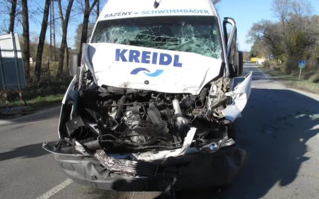 Zničený mercedes