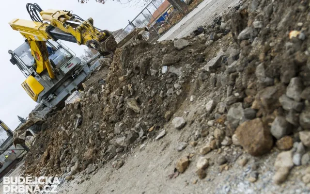 Demolice bývalých českobudějovických kasáren Julia Fučíka